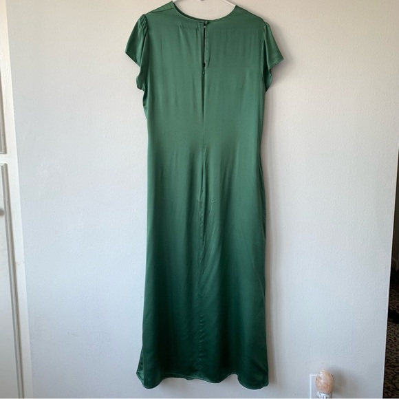 Reformation Tatianna Silk Button Slit Midi Short Sleeve Dress Bottle Green - Picture 9 of 10